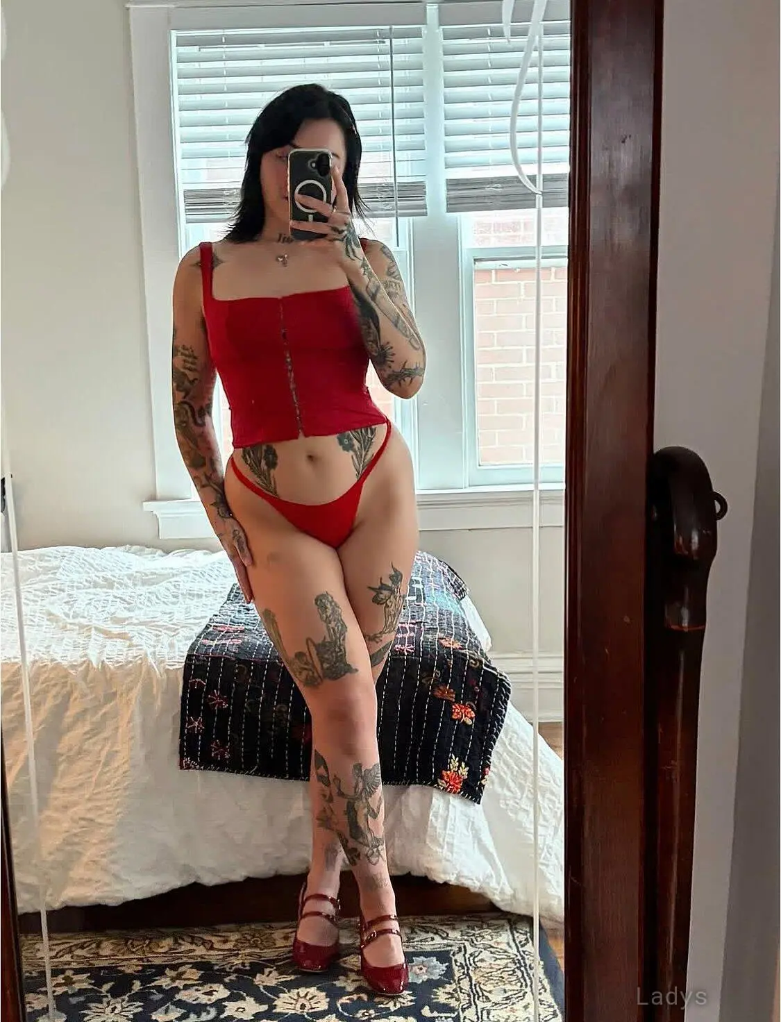 Genna (23) – Call Girl & Independent Escort Service in Vancouver - Gallery Photo 4