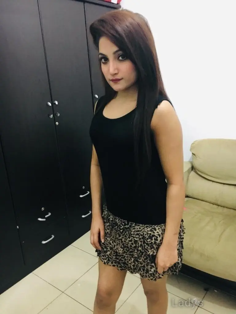 Helen (21) – Call Girl & Independent Escort Service in Vapi - Gallery Photo 3