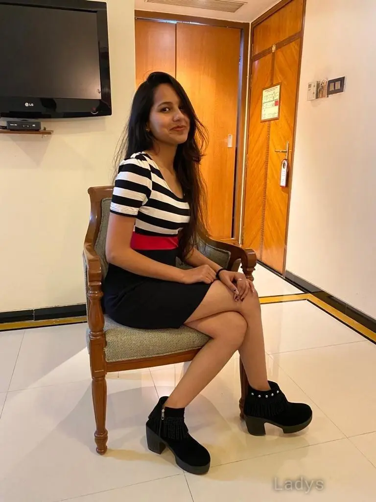 Pinal (21) – Call Girl & Independent Escort Service in Varanasi - Gallery Photo 2