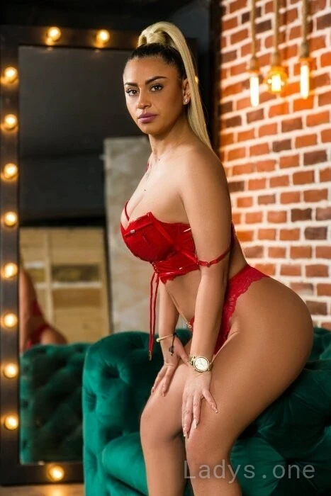 Rebeka (26) – Call Girl & Independent Escort Service in Vejle - Gallery Photo 4