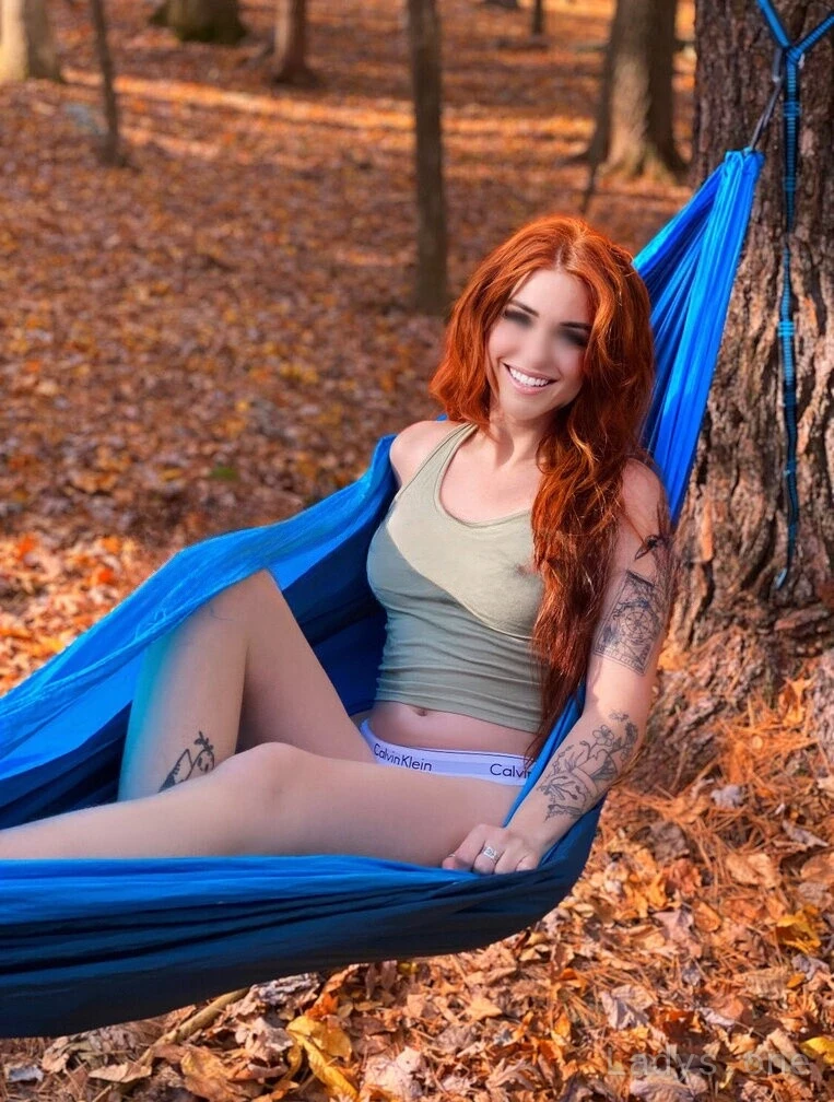 Elle Sutton (27) – Call Girl & Independent Escort Service in Victoria - Gallery Photo 3