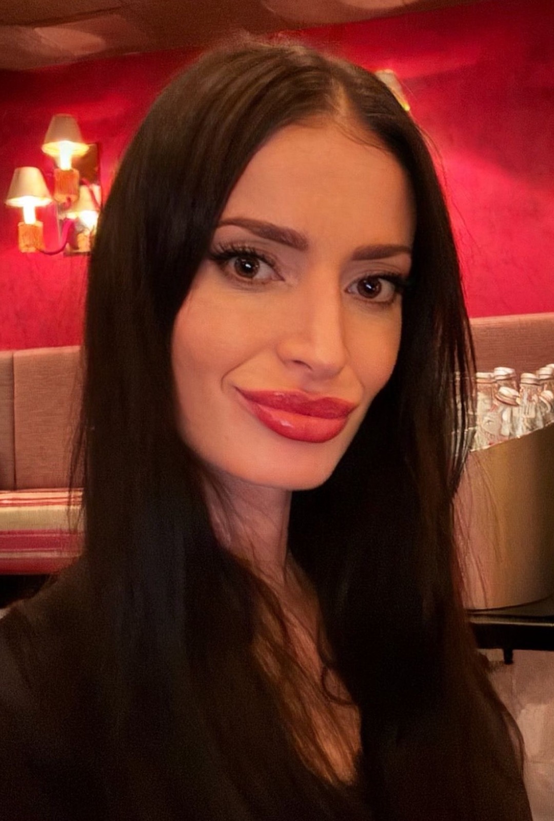 Ariana (18) – Call Girl & Independent Escort Service in Vienna - Gallery Photo 6