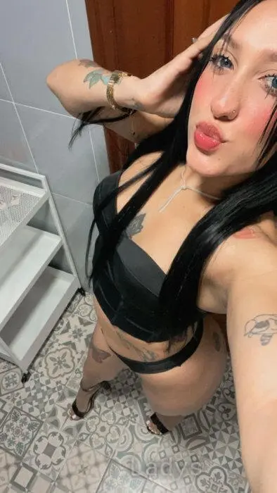 Angie (24) – Call Girl & Independent Escort Service in Vigo - Gallery Photo 2