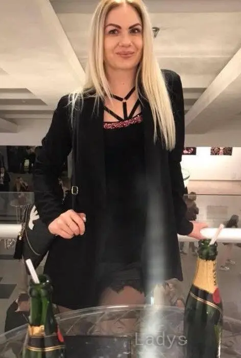 Maya (27) – Call Girl & Independent Escort Service in Vilnius - Gallery Photo 3