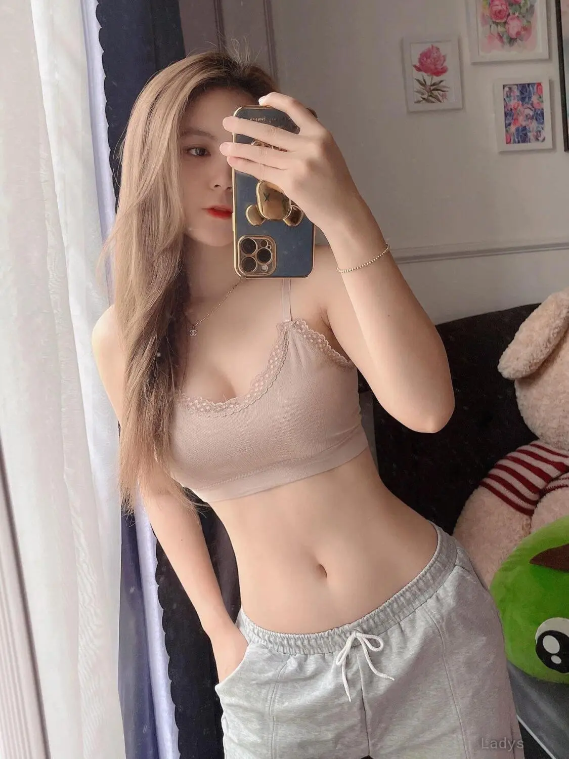 Midu (24) – Call Girl & Independent Escort Service in Vinh - Gallery Photo 3