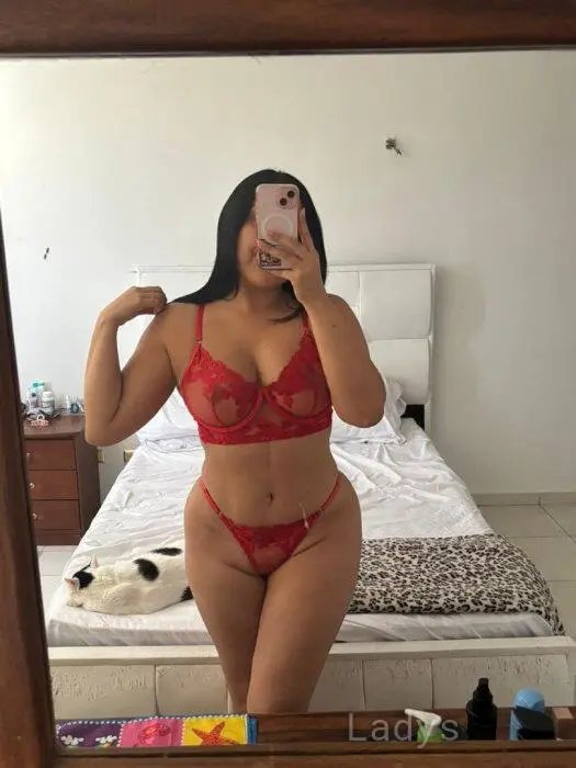 Mariannys (33) – Call Girl & Independent Escort Service in Vlora - Gallery Photo 2