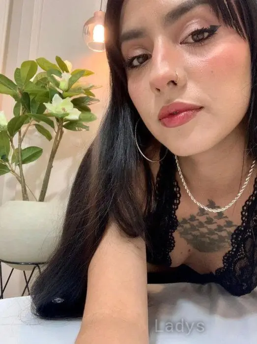 Cross (20) – Call Girl & Independent Escort Service in Vlora - Gallery Photo 3