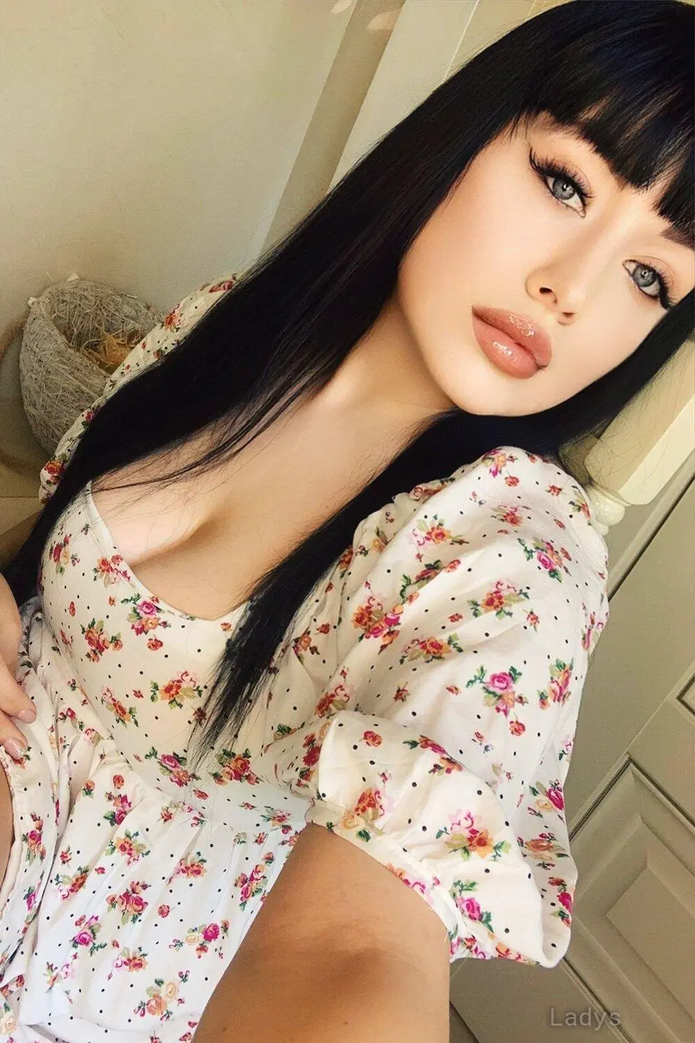 Lana (24) – Call Girl & Independent Escort Service in Évry - Gallery Photo 8