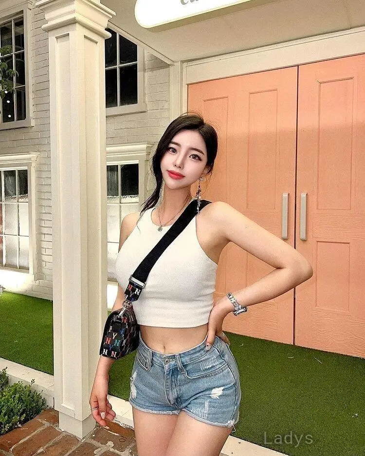 Hotgirl (24) – Call Girl & Independent Escort Service in Wanzhou - Gallery Photo 3