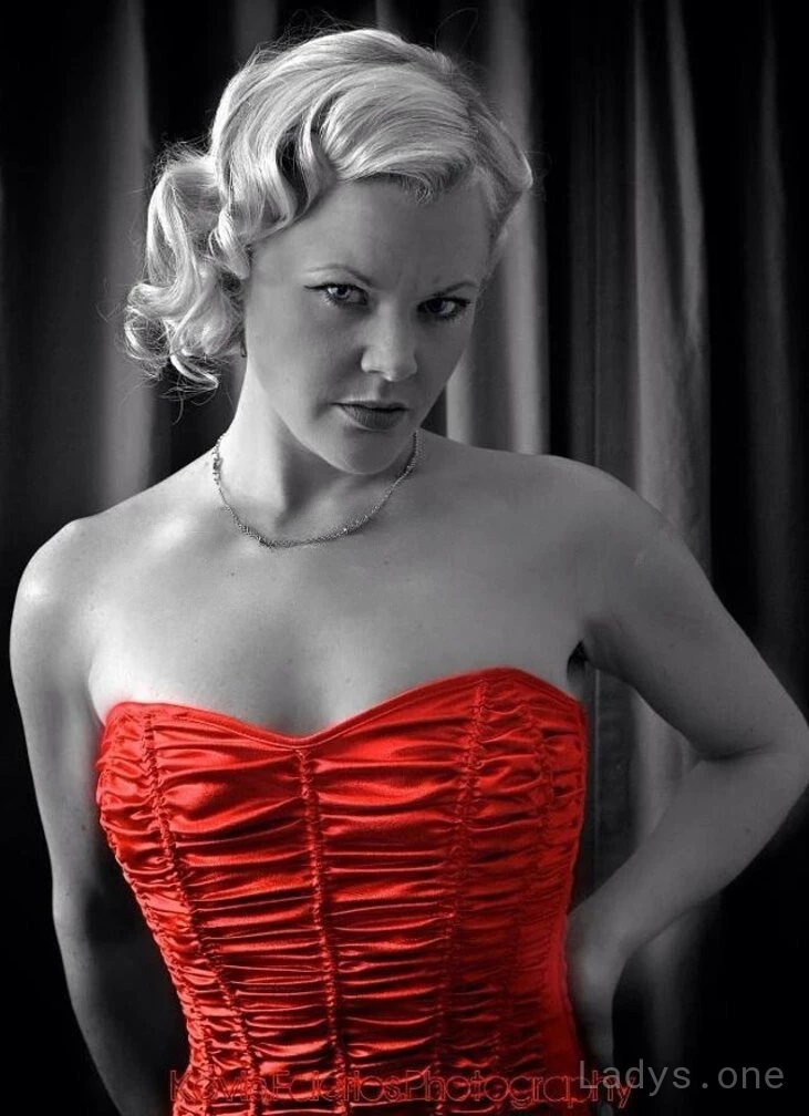 Star (33) – Call Girl & Independent Escort Service in Warwick - Gallery Photo 4