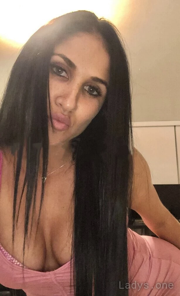 Bety (27) – Call Girl & Independent Escort Service in Westchester - Gallery Photo 2