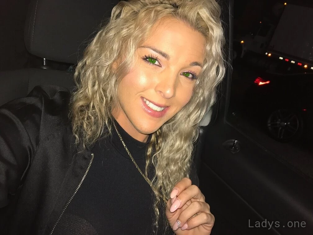 Myya (25) – Call Girl & Independent Escort Service in Westminster - Gallery Photo 2