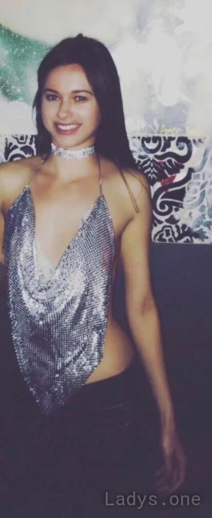 Mia (25) – Call Girl & Independent Escort Service in Westminster - Gallery Photo 5