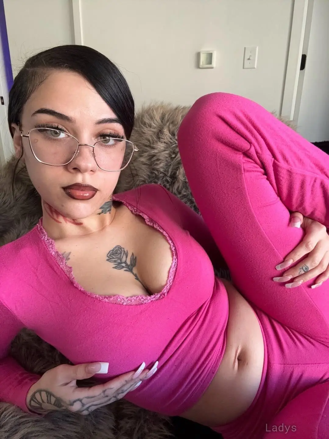 Kayla (30) – Call Girl & Independent Escort Service in Wheeling - Gallery Photo 4