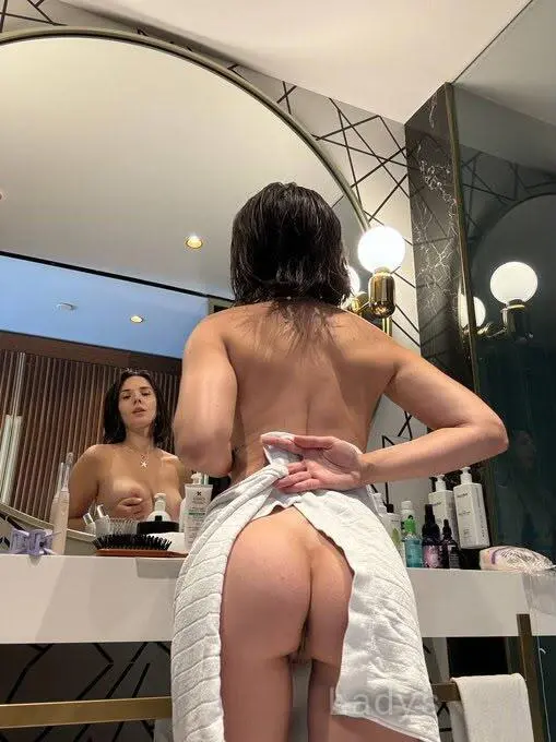 Melissa (25) – Call Girl & Independent Escort Service in Winterthur - Gallery Photo 2
