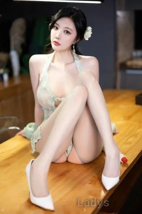 Monika (22) – Call Girl & Independent Escort Service in Xiangtan - Gallery Photo 4