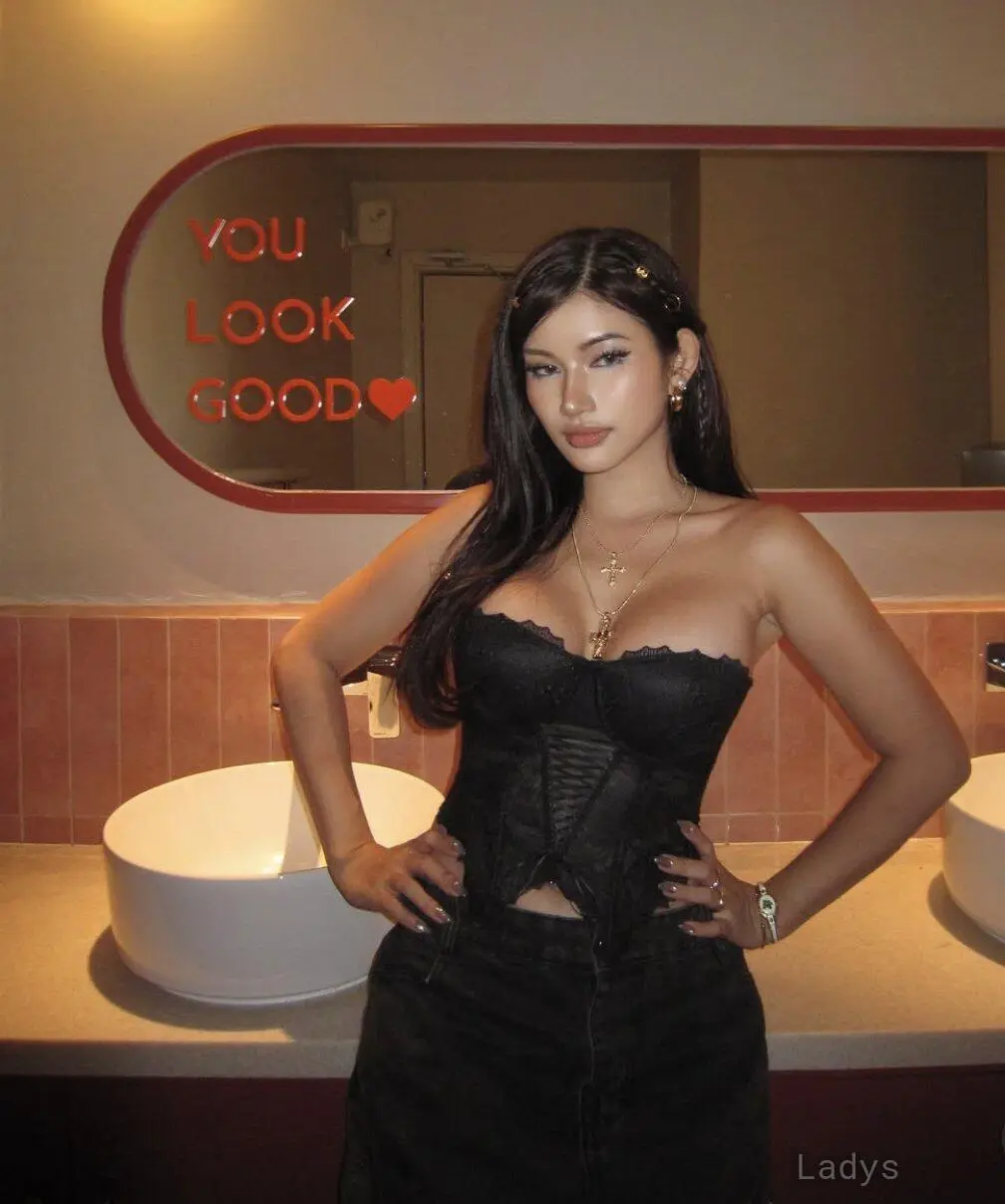 Anika (24) – Call Girl & Independent Escort Service in Xianyang - Gallery Photo 3