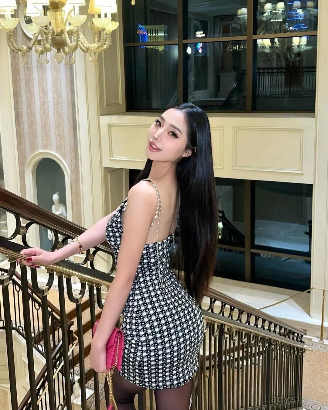 Flora (24) – Call Girl & Independent Escort Service in Xinxiang - Gallery Photo 3