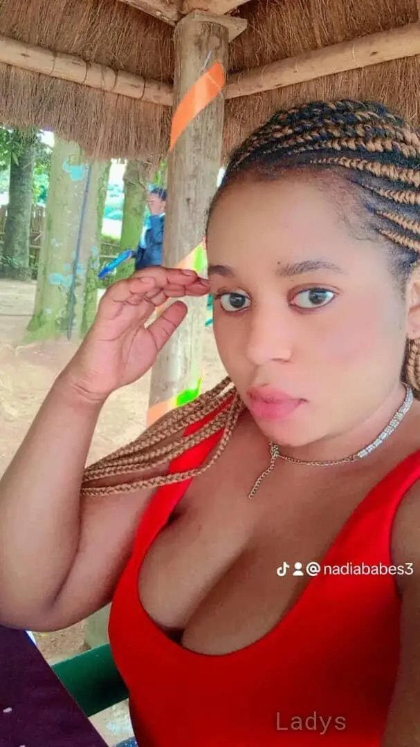 Nadia (23) – Call Girl & Independent Escort Service in Xinxiang - Gallery Photo 4