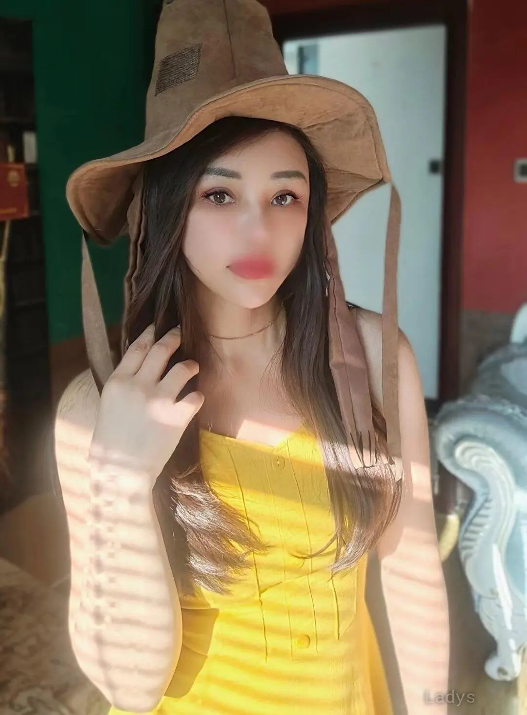 Kiki (24) – Call Girl & Independent Escort Service in Yangjiang - Gallery Photo 4