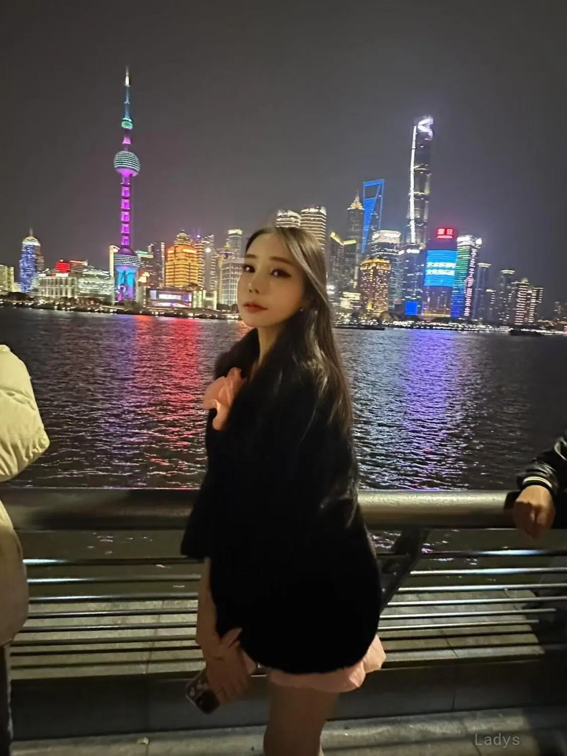 Sora (23) – Call Girl & Independent Escort Service in Yueqing - Gallery Photo 3