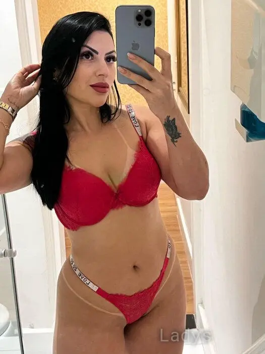 Nadia (21) – Call Girl & Independent Escort Service in Zadar - Gallery Photo 2