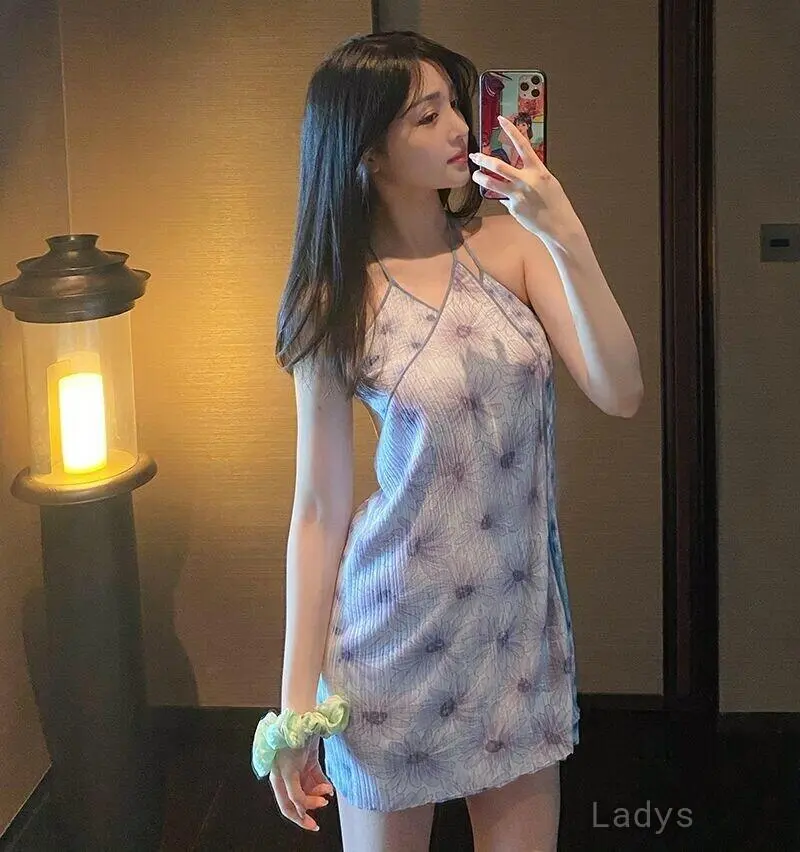 Sally (23) – Call Girl & Independent Escort Service in Zigong - Gallery Photo 2