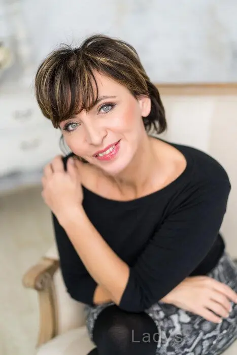 Nora (44) – Call Girl & Independent Escort Service in Zürich - Gallery Photo 2